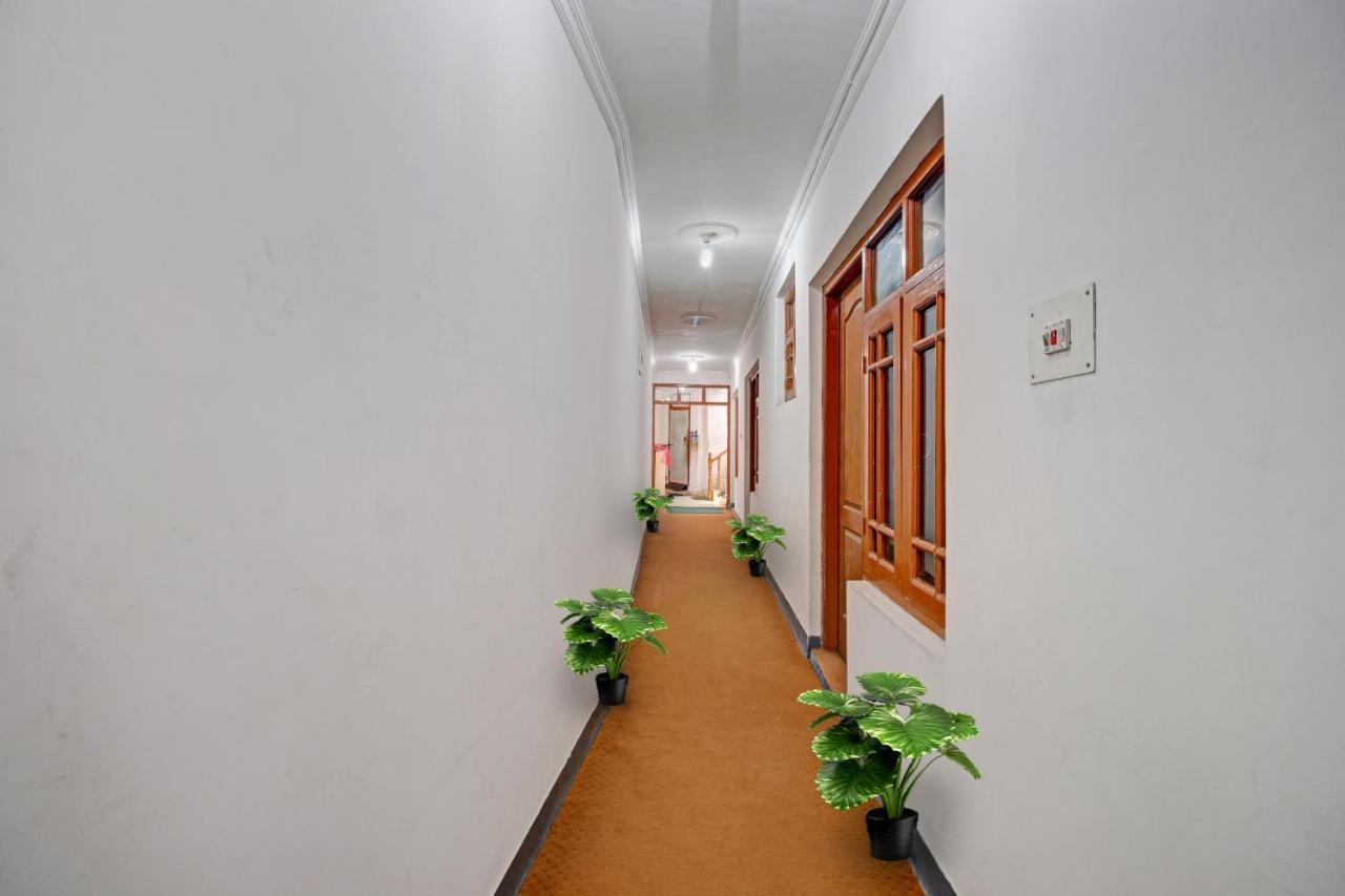 Super Oyo Capital O 91600 The Village Classic Hotel And Restaurant Srīnagar Exterior foto